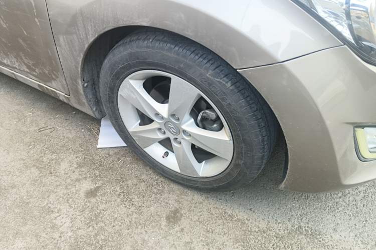 Used Hyundai Elantra (5th Generation / Langdong) 2012 1.6L Automatic Leading Model
