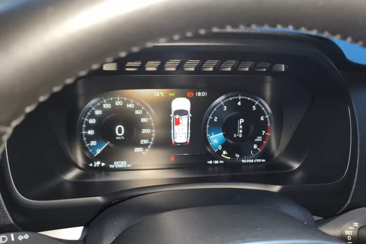 Used Volvo XC90 2015 T6 Zhiyi Edition 7-Seater