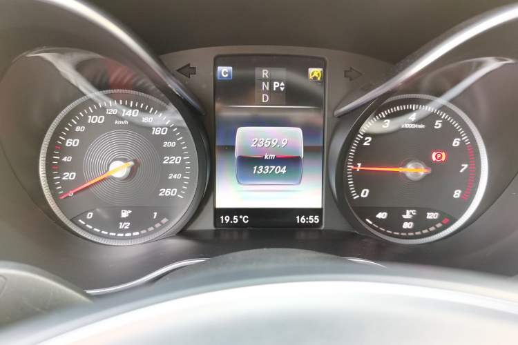 Used Mercedes-Benz C-Class 2016 C 180 L Sport Edition Instrument Cluster