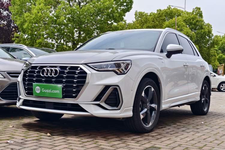 Used Audi Q3 2021 35 TFSI Fashion Dynamic Model