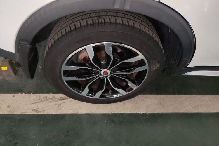 Used Roewe RX5 2016 30T Four-Wheel Drive Automatic Internet Smart Luxury Edition Exterior 5