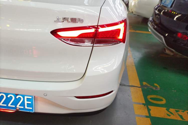 Used Buick GT 2021 Revised Version Flagship 1.5L Automatic Elite Edition Right Rear Taillight