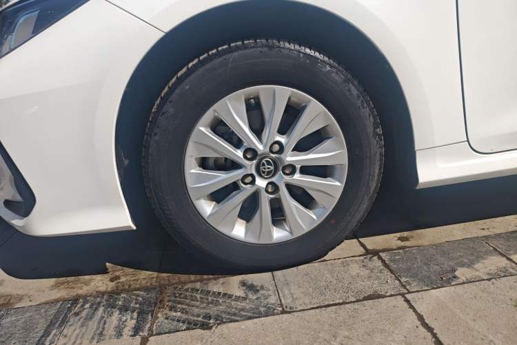 Used Toyota Corolla 2021 Dual-Engine 1.8L E-CVT Pioneer Edition
