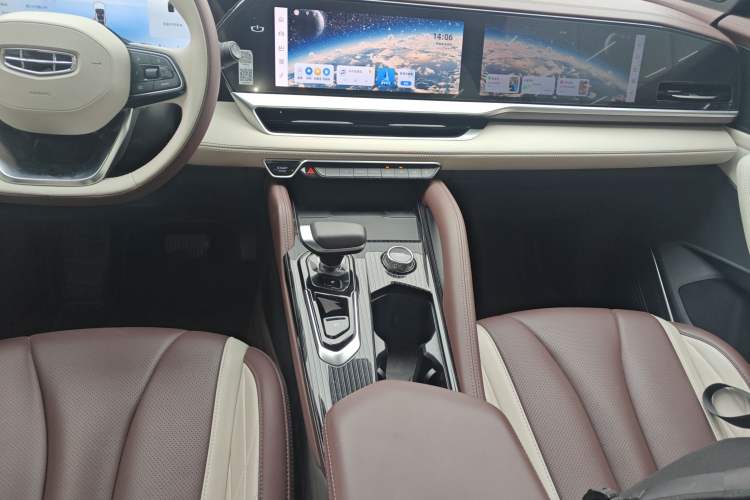 Used Geely Auto Monjaro L 2024 2.0TD High-Power Automatic Two-Wheel Drive Yunqi Version