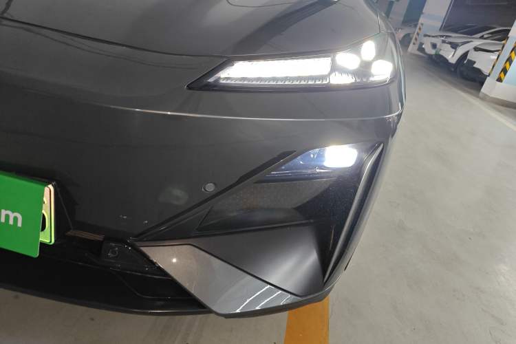 Used Deepal S07 2024 215Max Qiankun Intelligent Driving ADS SE Range-Extended Version