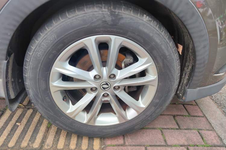 Used Dongfeng Fengon 580 2017 1.5T CVT Comfort Model
