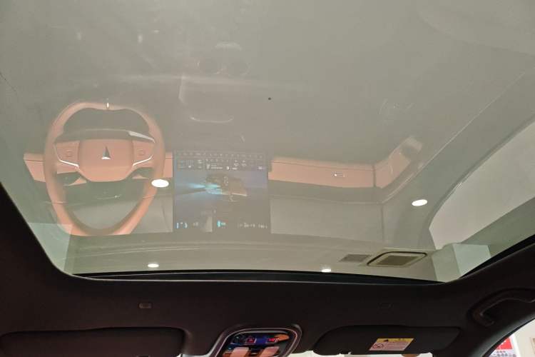 Used Deepal S07 2024 215Max Qiankun Intelligent Driving ADS SE Range-Extended Version
