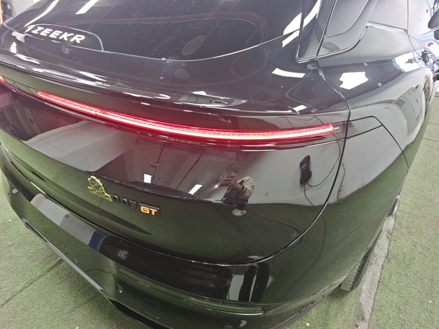 Zeekr 007GT 2026 Model All-Wheel-Drive Max Version 75 kWh — снимка 9