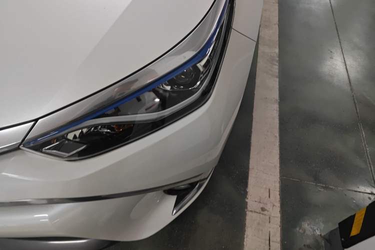 Used Toyota Levin 2016 Dual-Engine 1.8H GS E-CVT Elite Model with Sunroof Left Front Headlight