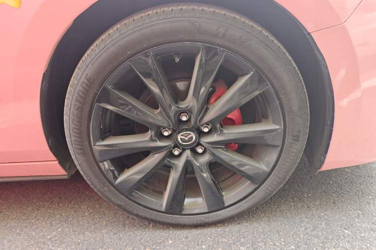 Used Mazda 3 Axela 2021 2.0L Automatic Zhi Rui Edition Right Front Wheel Hub