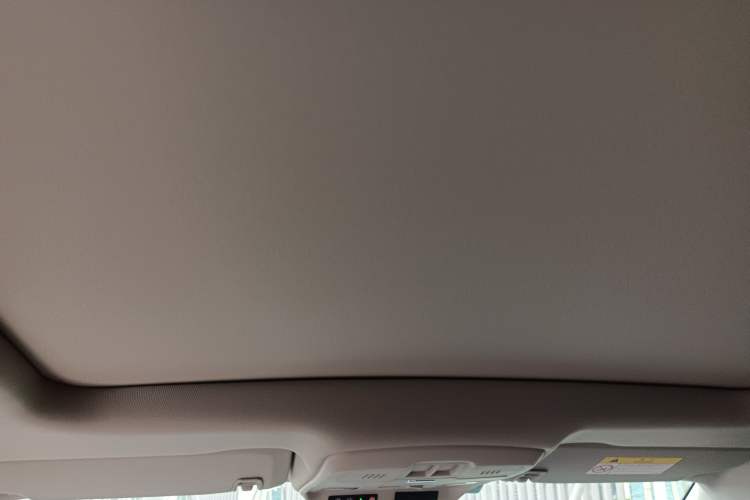 Used Buick Envision 2018 20T Two-Wheel Drive Luxury Model
