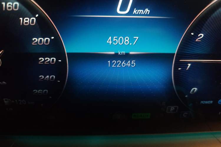 Used Mercedes-Benz Maybach GLS 2021 GLS 600 4MATIC Celebration Edition Odometer Close Up