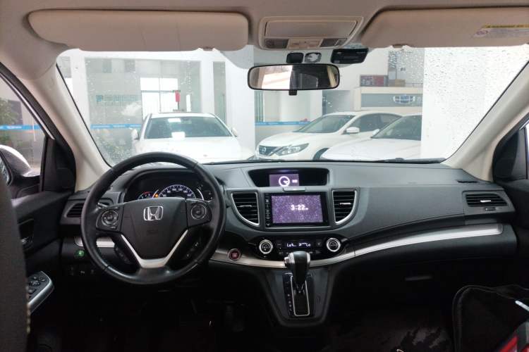 Used Honda CR-V 2015 2.4L two-wheel drive luxury version
