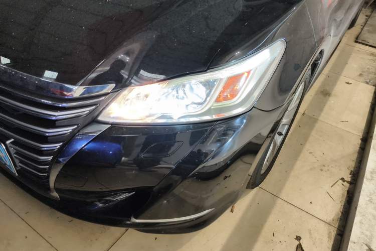 Used Toyota Crown 2015 2.0T Fashion Edition