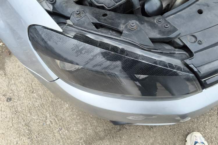 Used Volkswagen Golf 2011 1.4 TSI Manual Comfort Edition Right Front Headlight