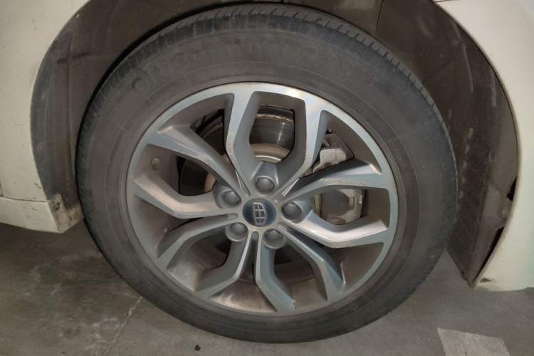 Used Geely Auto Emgrand GT 2016 2.4L Comfort Version
