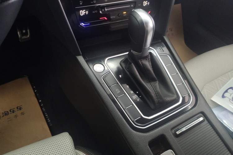 Used Volkswagen Magotan 2023 2 Million Units Commemorative Edition 330TSI DSG Luxury Version