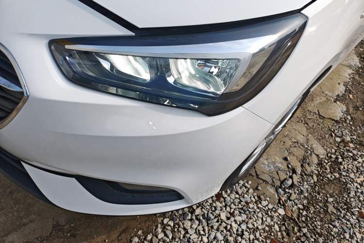 Used Buick Excelle 2020 15N CVT Elite Edition Left Front Headlight