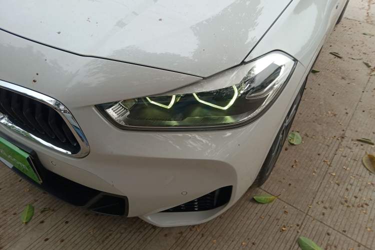 Used BMW X2 2021 sDrive25i Luxury Model with M Sport Package Left Front Headlight