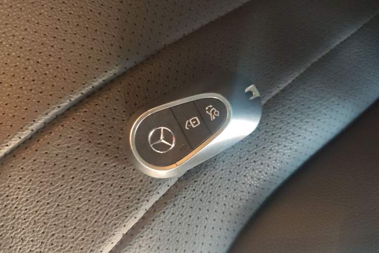 Used Mercedes-Benz EQE 2022 350 First Edition Special Version