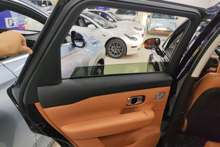 Used Leapmotor C16 2024 Range-Extended 200 LiDAR Edition
