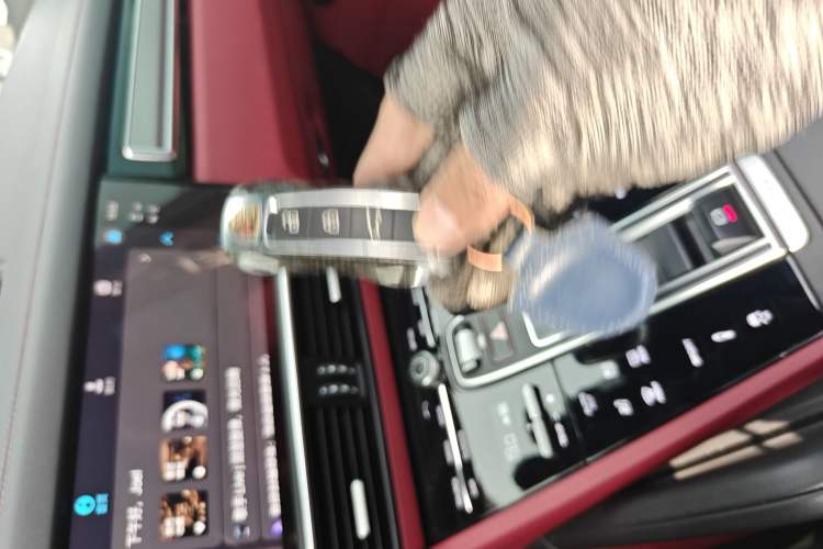 Used Porsche Cayenne 2023 Cayenne 3.0T Platinum Edition