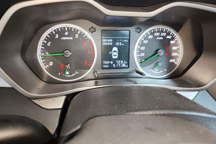 Used Haima M3 2016 1.5L Manual Comfort Model with Sunroof Odometer Close Up