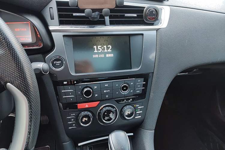 Used DS 6 2014 1.6T Luxury Edition THP160
