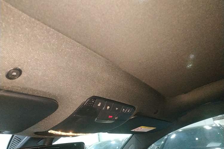 Used Mercedes-Benz GLC 2020 GLC 260 L 4MATIC Dynamic Model Headliner