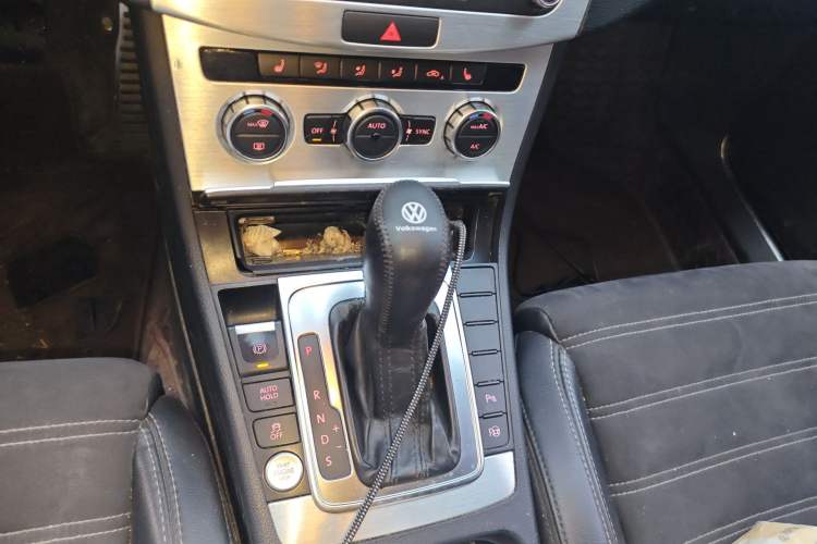 Used Volkswagen FAW-Volkswagen CC 2016 2.0 TSI Ultimate Edition
