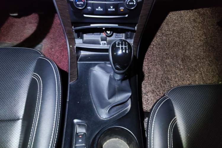 Used HYOSOW S6 2016 1.5T Manual Leading Model