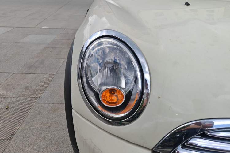 Used MINI 2012 1.6L COOPER Baker Street Right Front Headlight