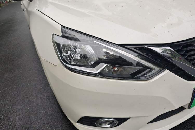 Used Nissan Sylphy 2021 Classic 1.6XL CVT Luxury Edition Right Front Headlight