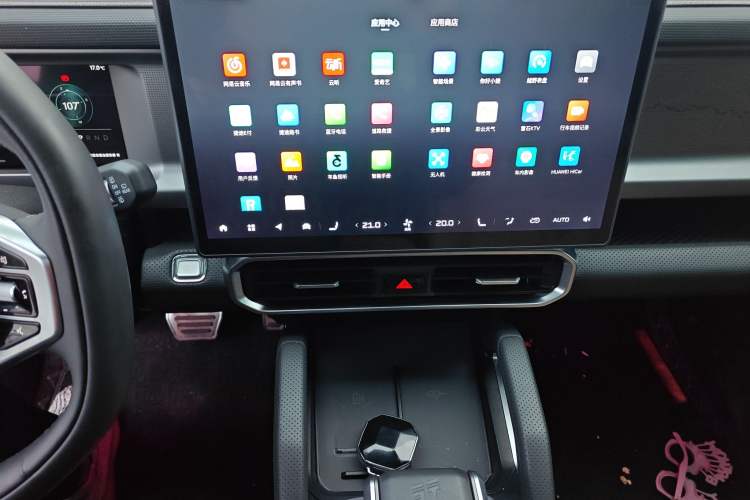 Used JETOUR Traveler 2023 2.0T All-Wheel Drive CrossPRO+