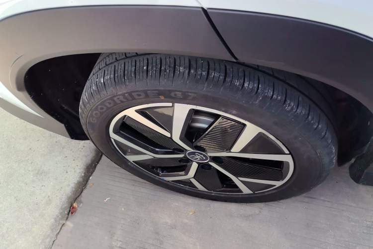 Used BYD Song L DM-i 2025 Intelligent Driving Version 160 km Beyond-Range Type
