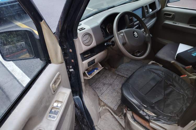 Used Suzuki Landy 2009 1.4L Manual Comfort Version Sunlight Edition
