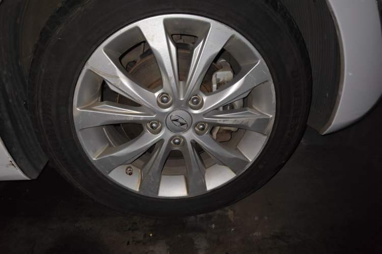 Used Hyundai Elantra (5th Generation / Langdong) 2016 1.6L Automatic Smart Version
