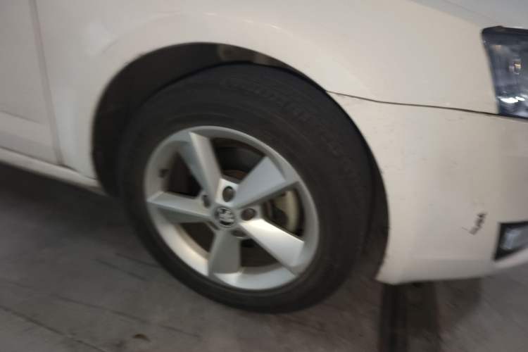 Used Skoda Octavia 2015 1.6L Automatic Yijie Edition
