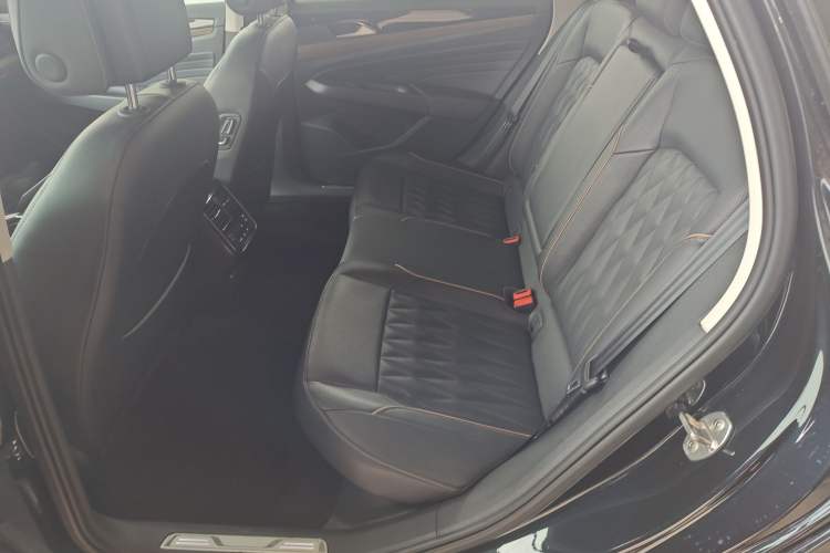 Used Volkswagen Passat 2021 330TSI Luxury Edition Left Rear Seat