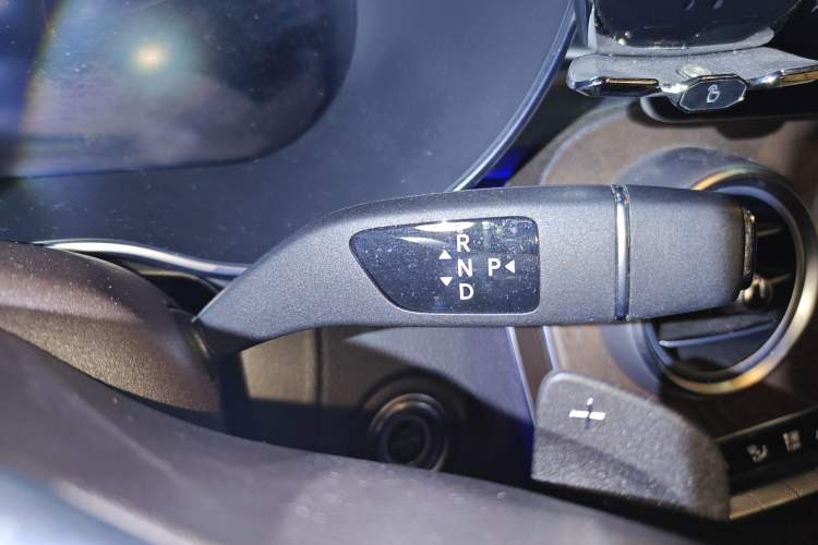 Used Mercedes-Benz GLC 2020 Facelift GLC 260 L 4MATIC Luxury Edition