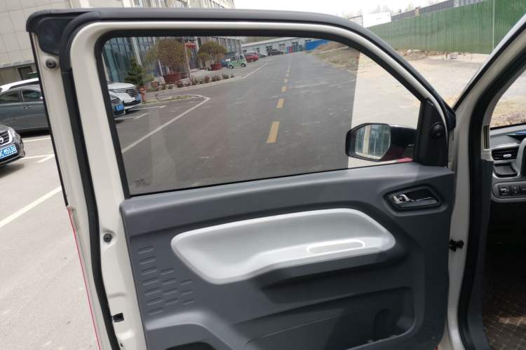 Used Wuling Hongguang MINIEV 2022 Macaron Premium Model – Lithium Iron Phosphate