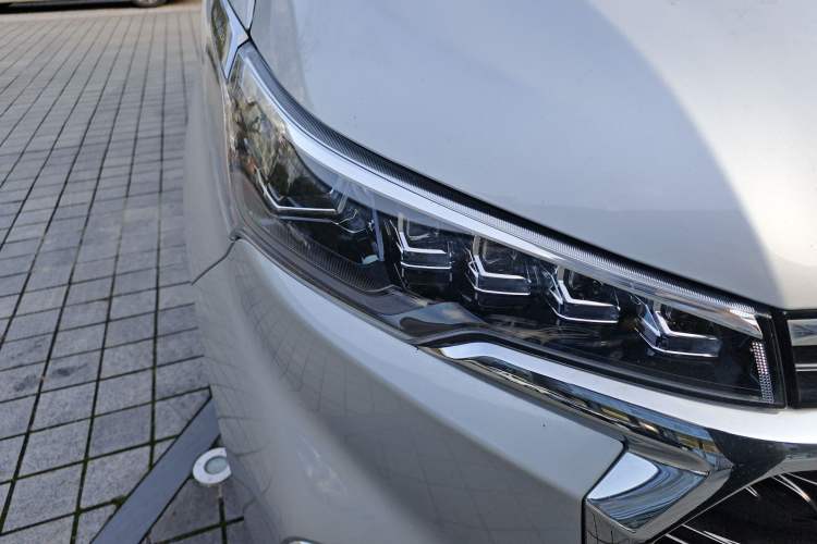 Used SAIC MAXUS G20 2019 First Edition 2.0T Automatic Luxury Version China V Standard
