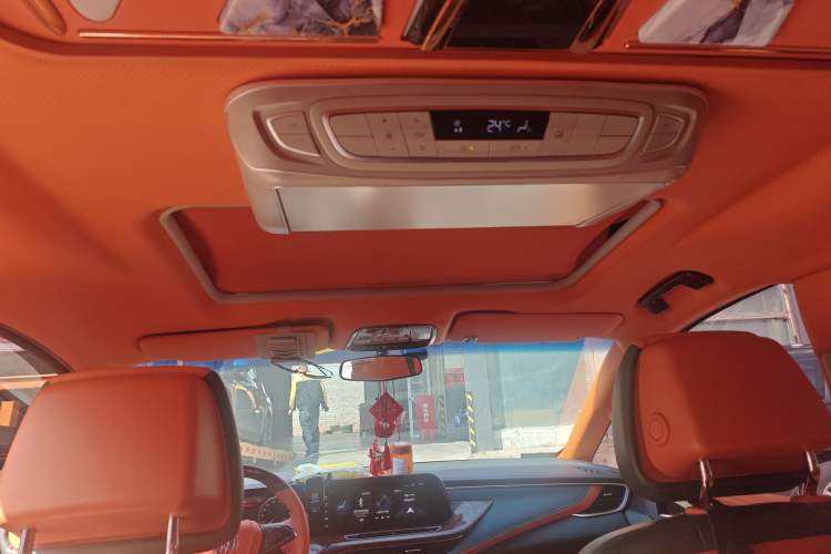 Used Buick GL8 2022 ES Landtrek 653T Comfort Edition
