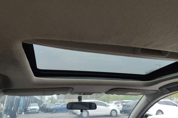 Used Honda Crider 2019 180 Turbo CVT Luxury Edition China VI Emission Standard Headliner