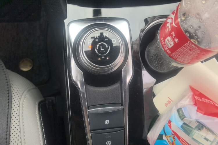 Used Ford Escape 2020 EcoBoost 245 Four-Wheel Drive Luxury Edition