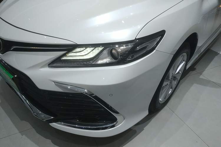 Used Toyota Camry 2023 2.0G Luxury Edition