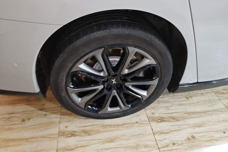 Used XPeng P7 2022 625E Right Rear Wheel Hub