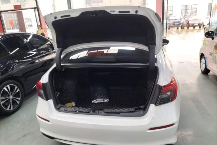 Used Honda Civic 2022 240TURBO CVT Dynamic Edition
