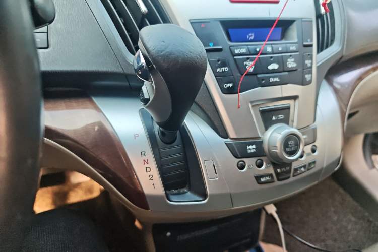 Used Honda Odyssey 2013 2.4L Luxury Edition