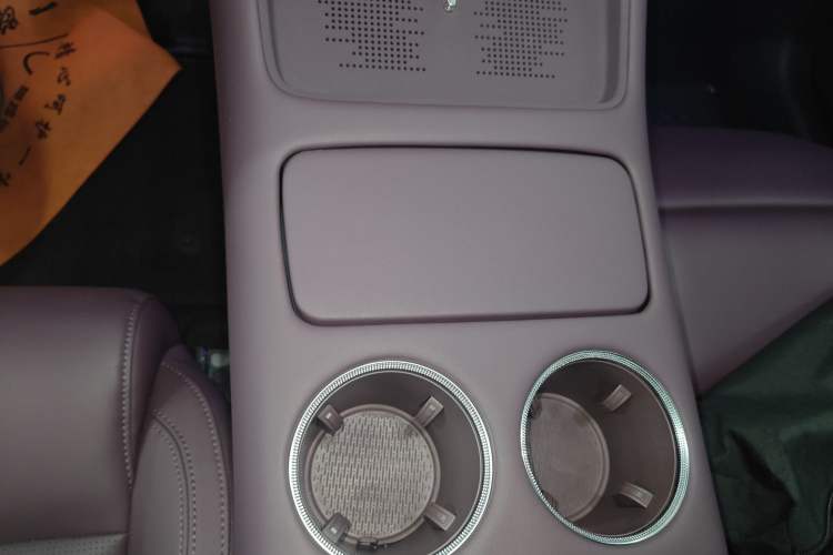 Used VOYAH FREE 2025 Model FREE+ Rear-Drive Qiankun Edition Gear Lever